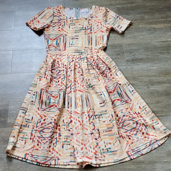 LuLaRoe | Dresses | Lularoe Amelia 